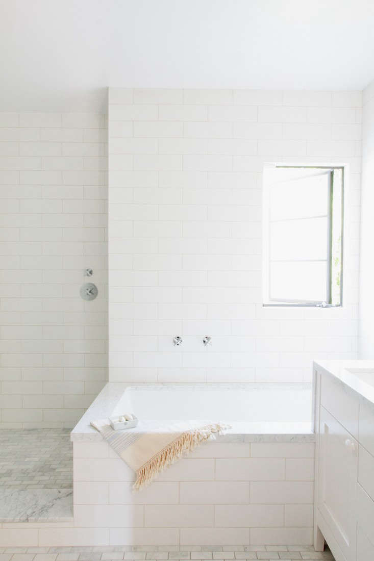 Steal This Look A Barbara BestorDesigned Main Bath in LA portrait 4