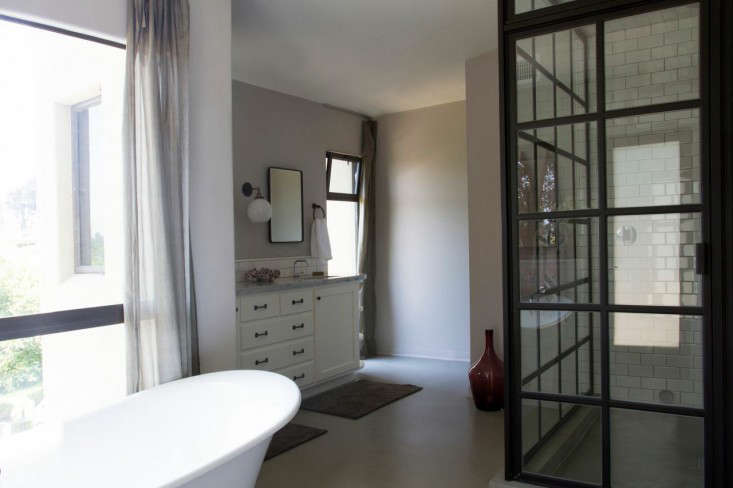 Vidal bathroom rehab 6