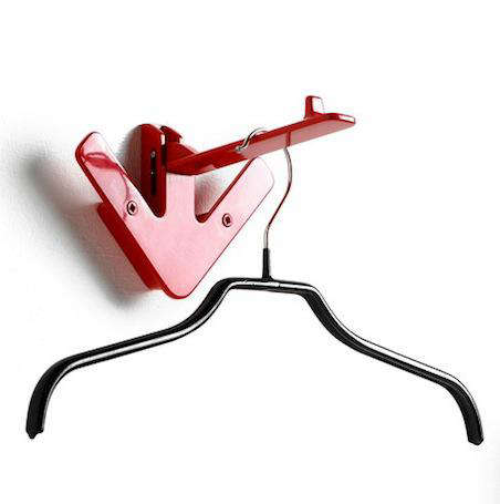 Gustav Hallen hanging arrow 1