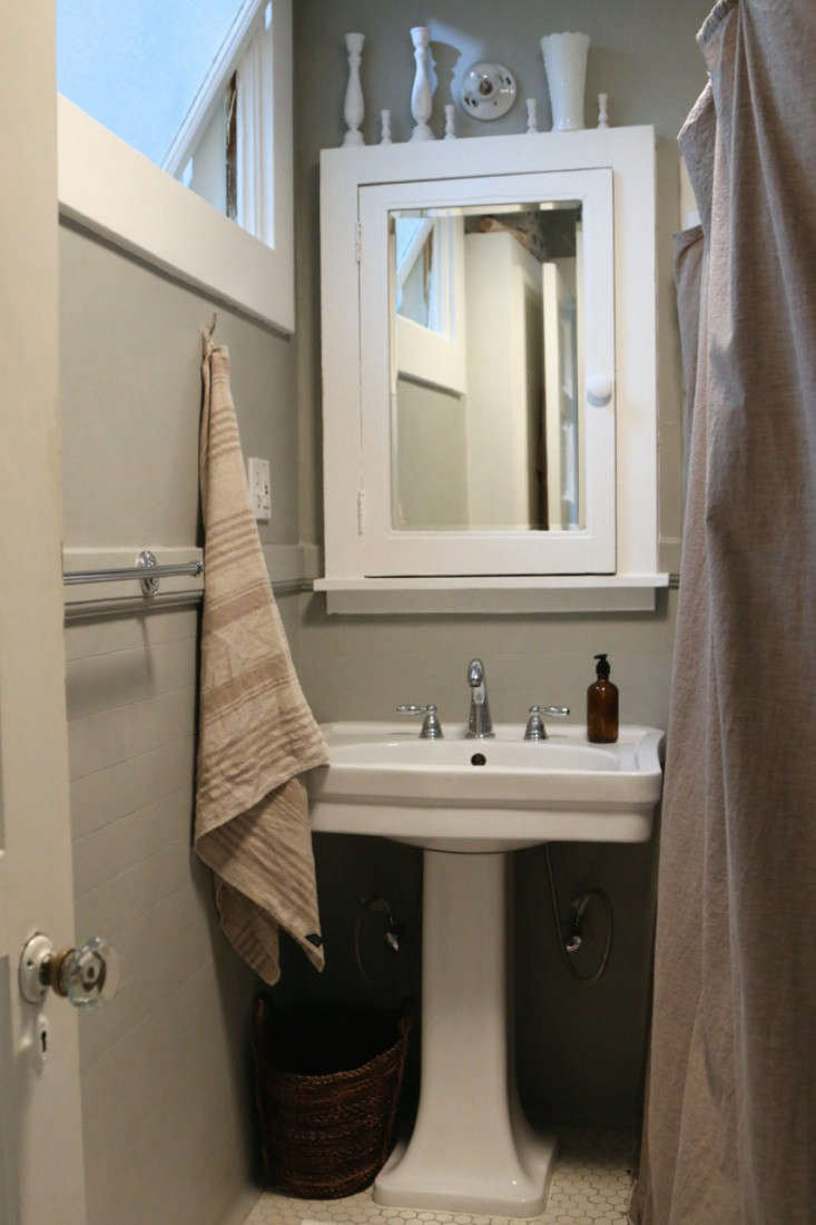 Painting the bathroom gray meredith swinehart 3