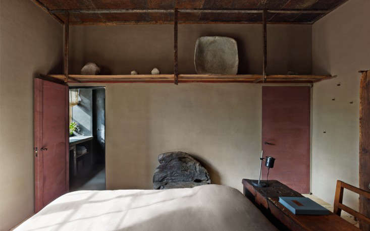 On Top of the World A Belgian Antiquarian Designs a Penthouse in NYC portrait 7