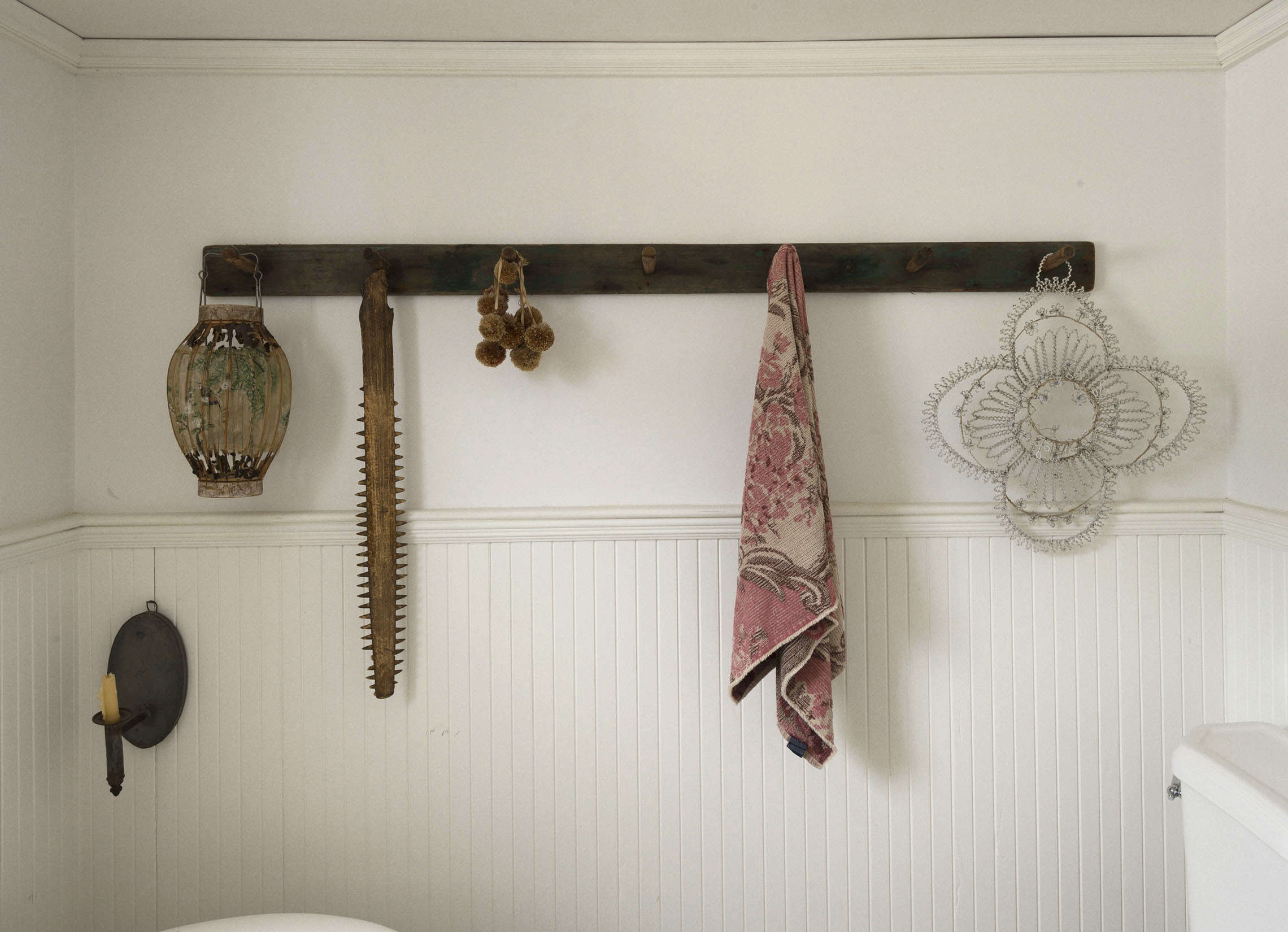 john derian bathroom peg rail 18