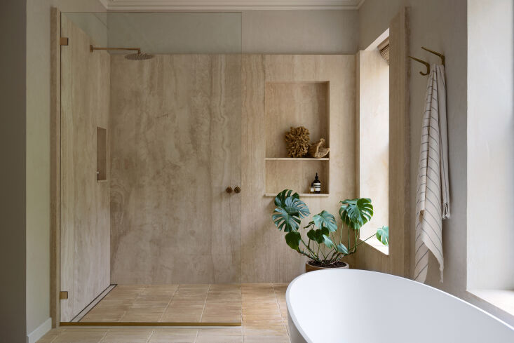 a wet room esque setup in a fort greene townhouse by bangia agostinho architect 17