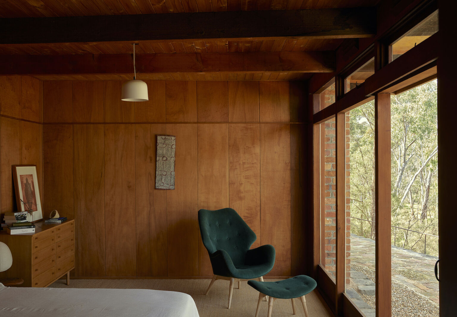 vaughan howard riverbend house laughing waters fennessy bedroom