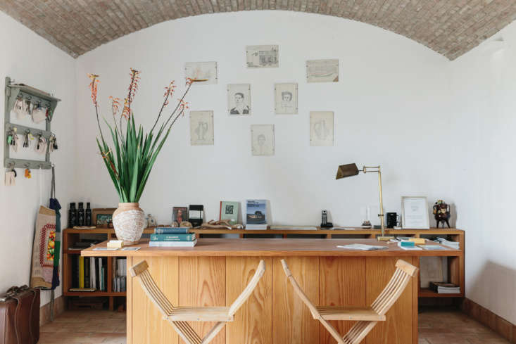 the hotelier’s counter and front of house area. 26
