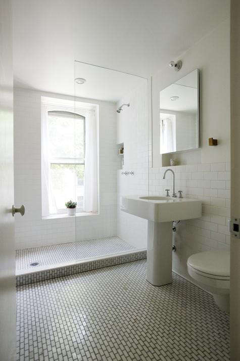 elizabeth roberts tiled bath