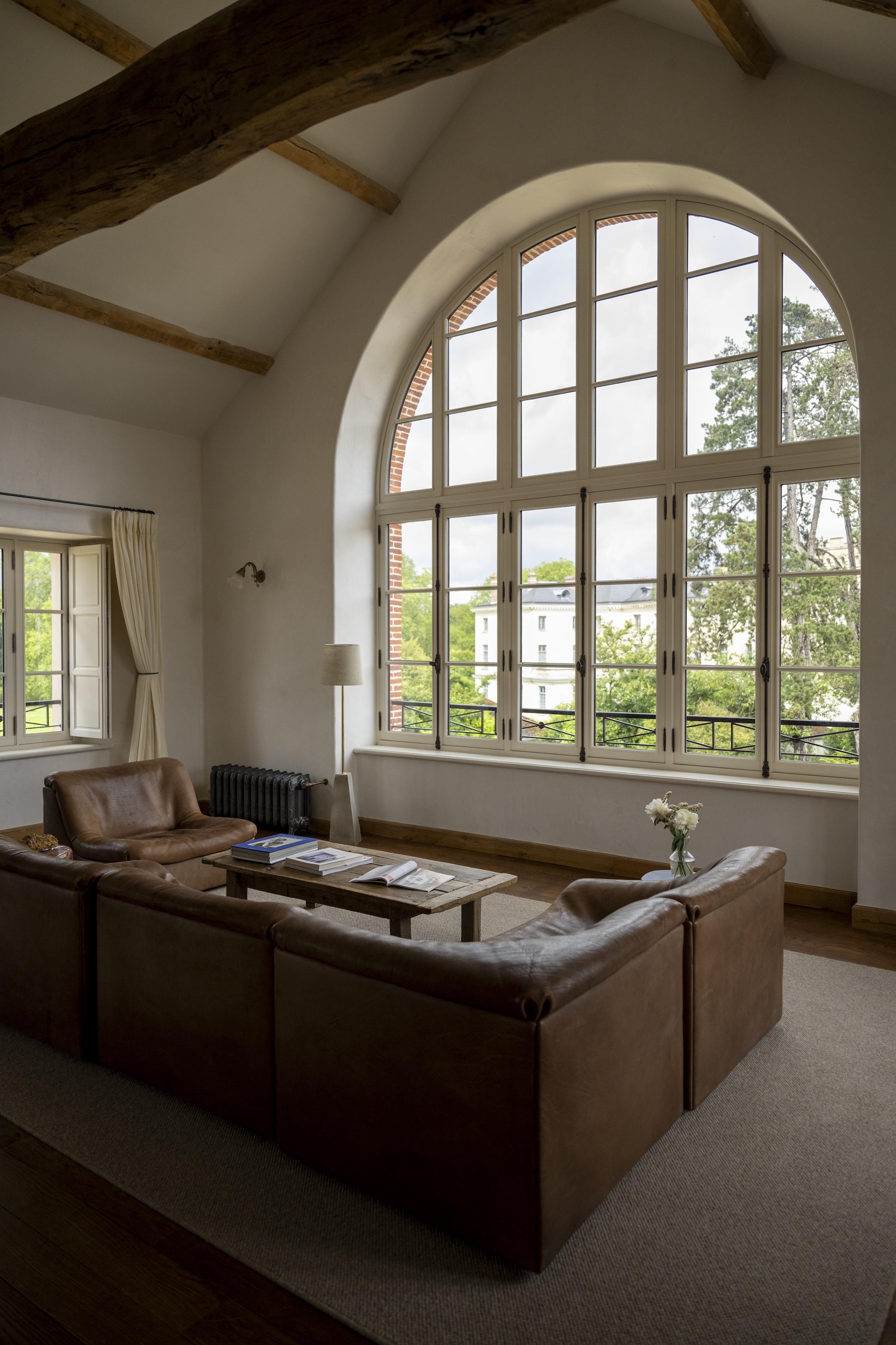 there are \1\1 guest rooms available for overnight stays. the largest, room \10 24