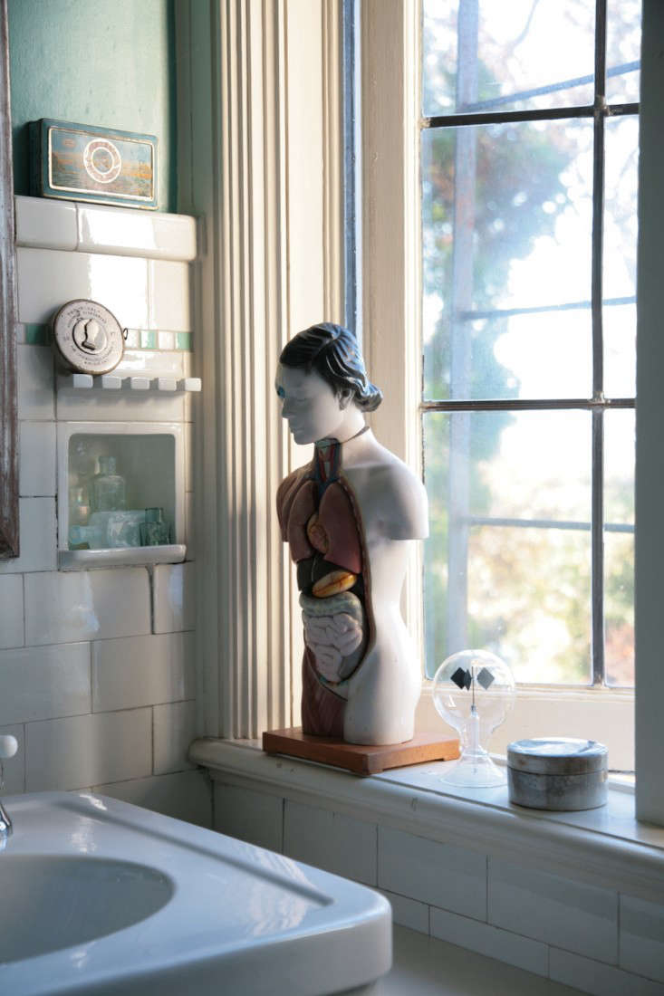 Vote for the Best Bath Space in the Remodelista Considered Design Awards Amateur Category portrait 5