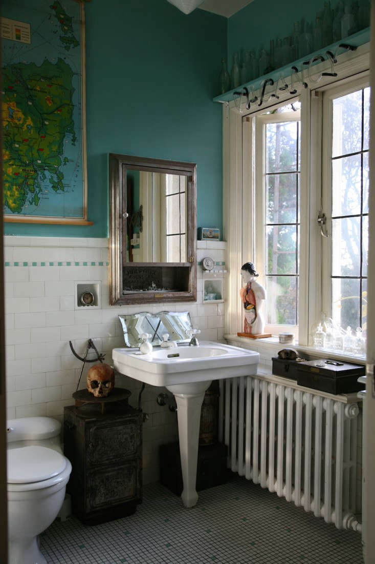 Vote for the Best Bath Space in the Remodelista Considered Design Awards Amateur Category portrait 4