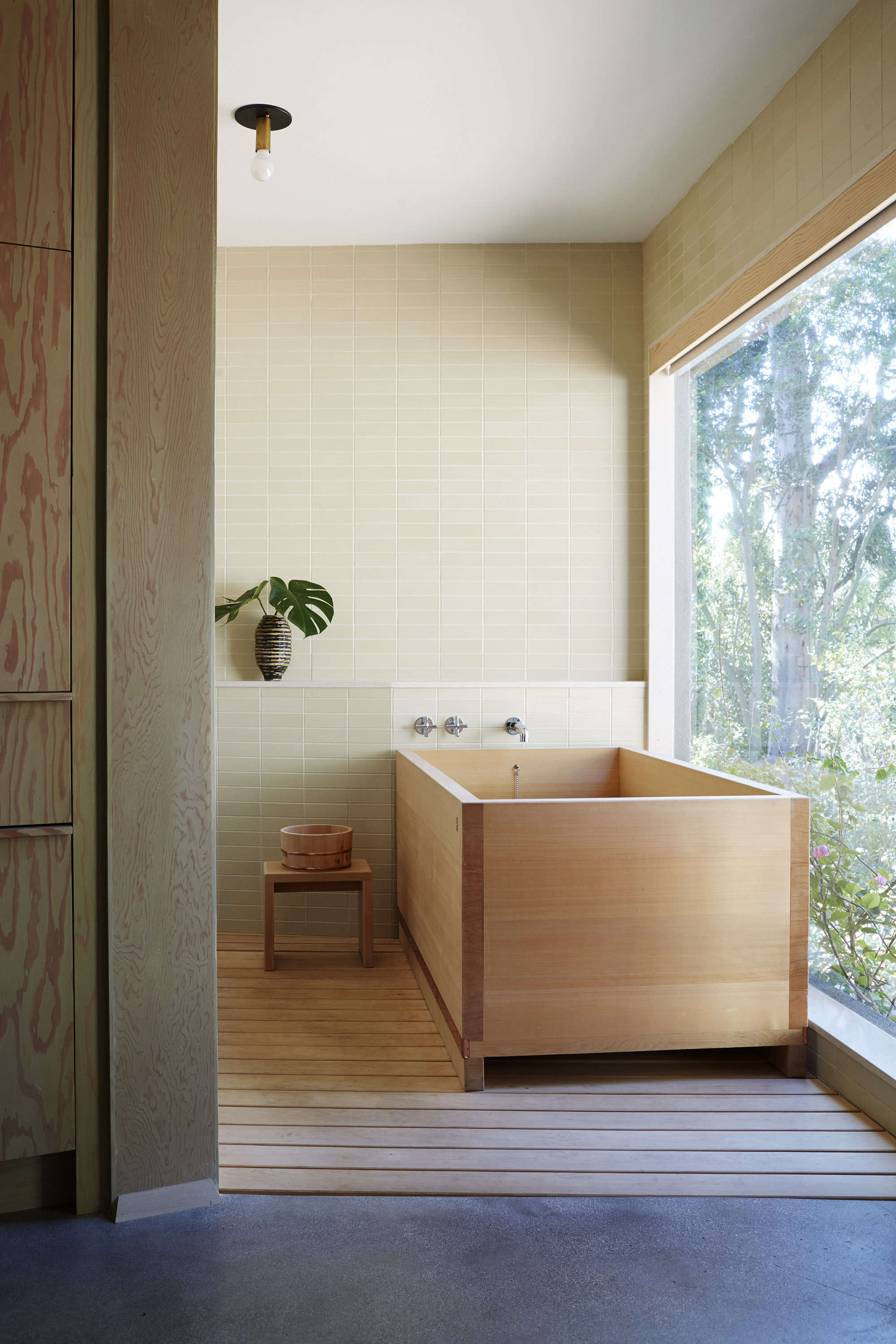 waterworks wood bathtub japanese soaking wood floor 17