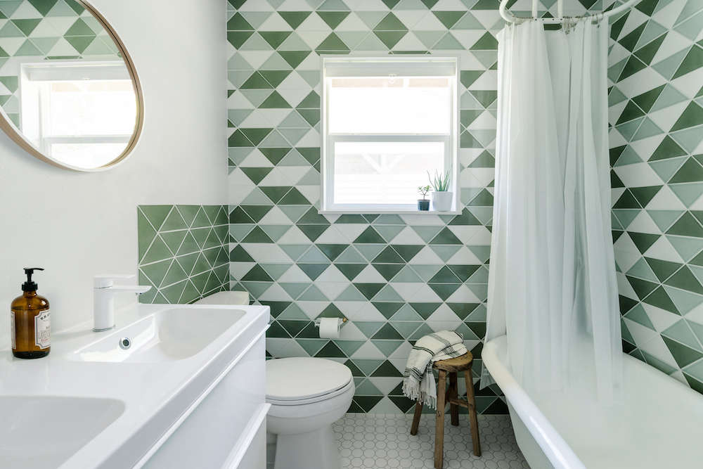 bathroom remodel with fireclay tile | remodelista 17