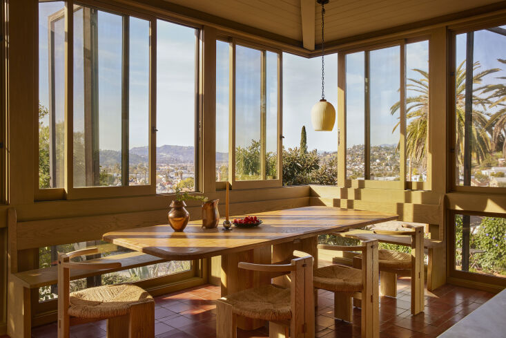 the dining area was inspired by \2\20;california sleeping porches, early 24